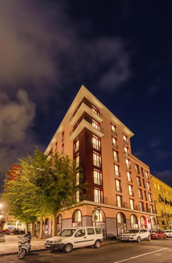 Tgna Reial 1 Apartamento Tarragona