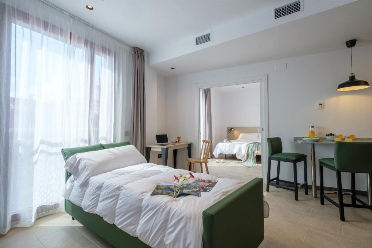 Apartamento Tgna Reial 1 *